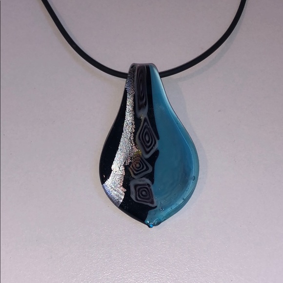 Beautiful necklace with multi-color glass pendant - Picture 2 of 4